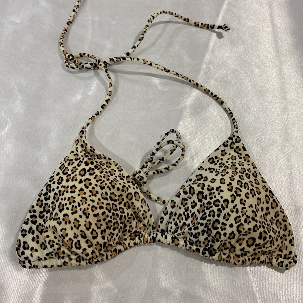 Victoria’s Secret Leopard Print Triangle Bikini Top Women Size M